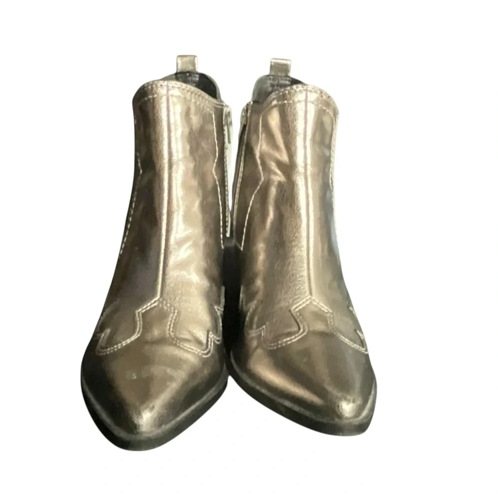 Indigo Rd Boots Women Size 8 Silver Metallic Western Ankle Booties Pointed Toe
